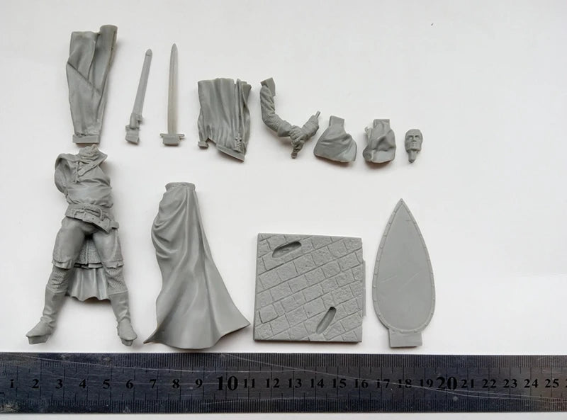 1/18 90mm Templar Sergeant, XIII century Resin Model - Unpainted Ziggy's Pop Toy Shoppe